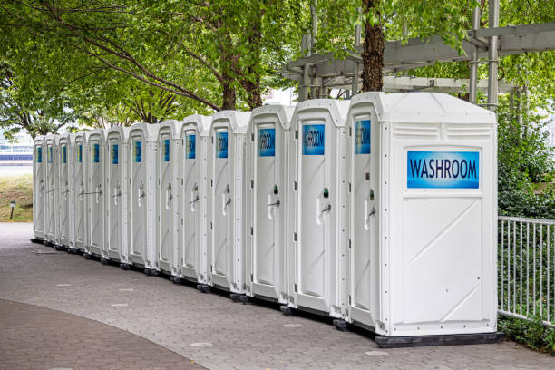 Best Porta potty rental near me  in Garden City, MI